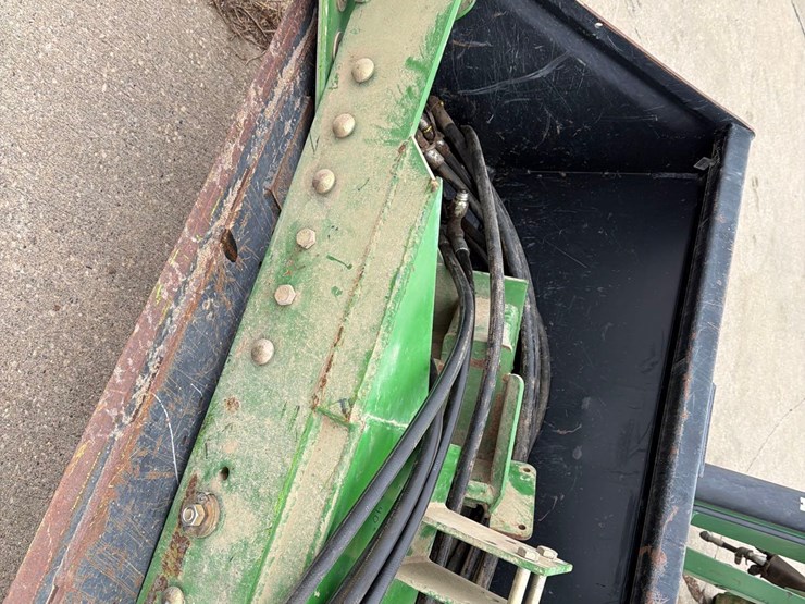 john-deere-10-image-8