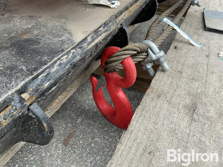 2025-massey-ferguson-730-image-19