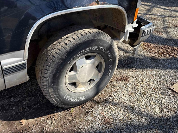 1995-gmc-1500-image-8