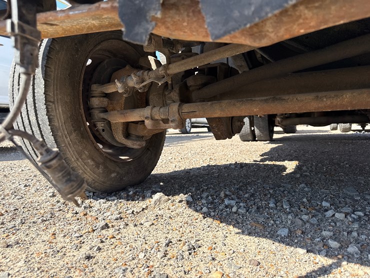 2007-ford-f550-image-38