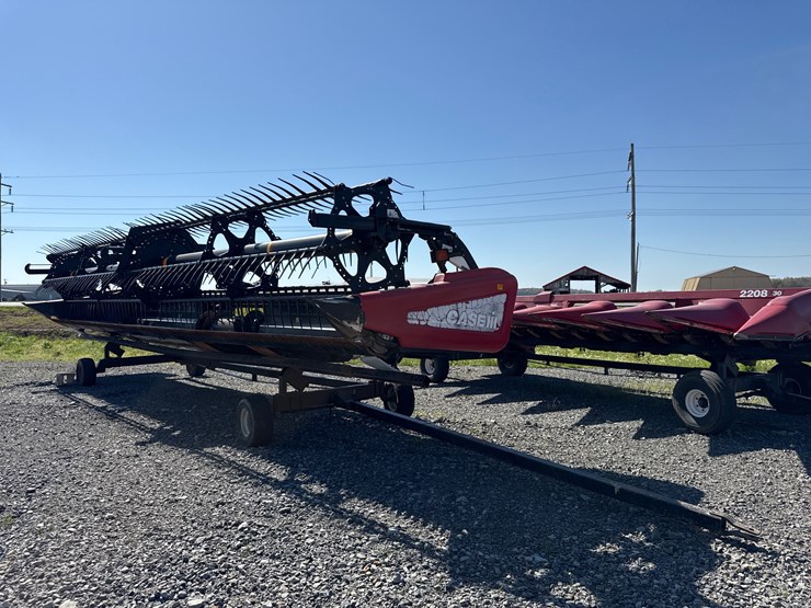 2013-case-ih-2152-image-1