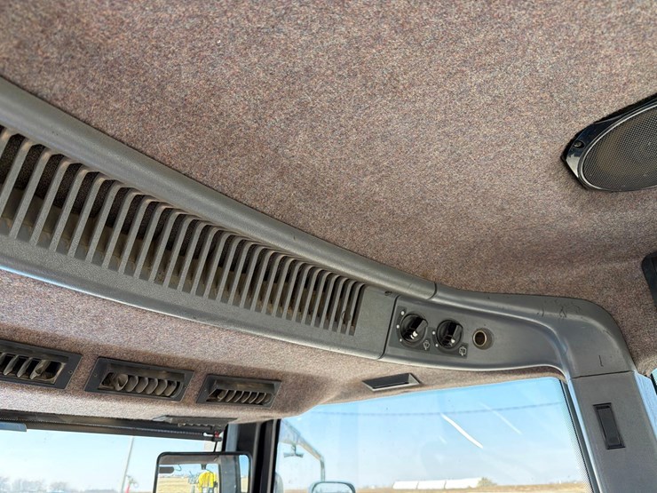 1998-new-holland-8970-image-50