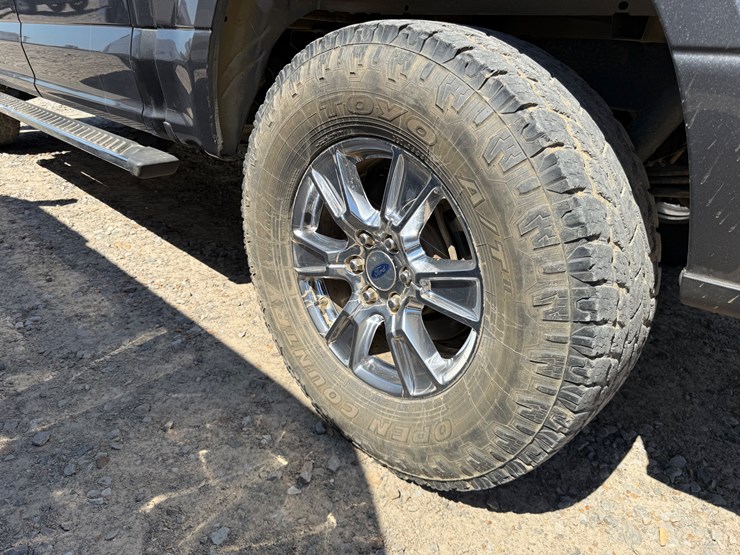 2016-ford-f150-image-22