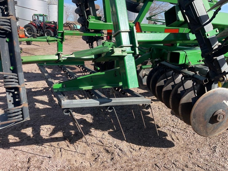 2005-john-deere-637-image-18