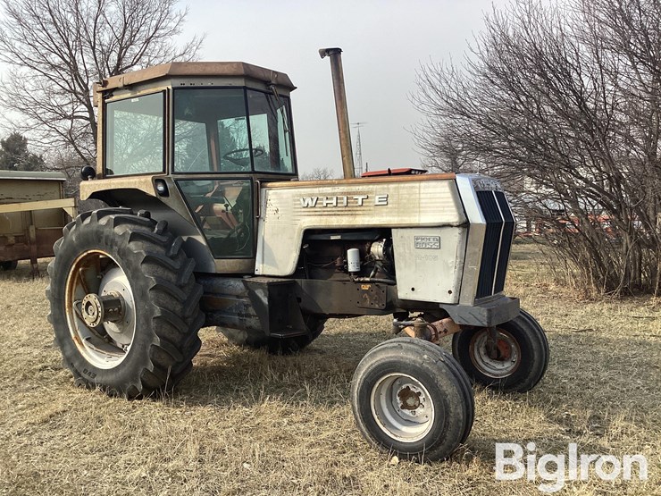 1979-white-2-105-image-3