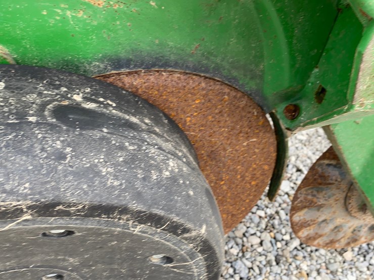 john-deere-7240-image-46