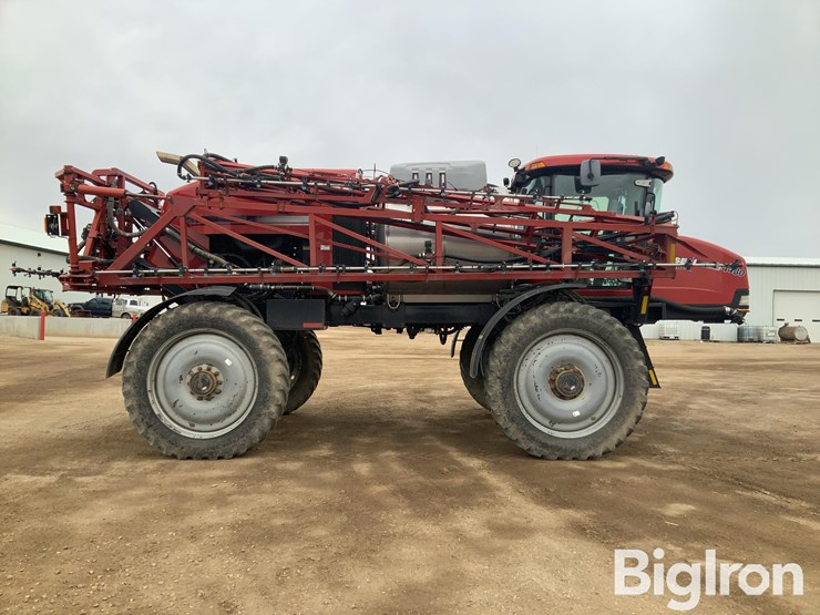 2013-case-ih-4430-self-propelled-sprayer-image-4