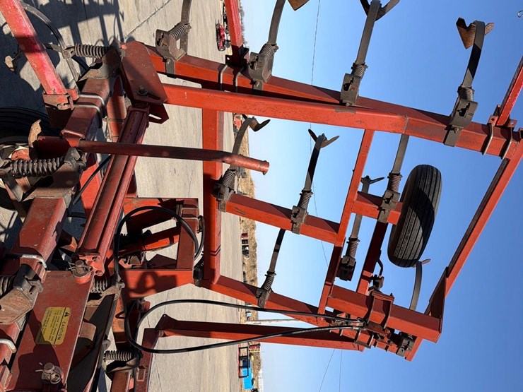 hesston-2210-image-22