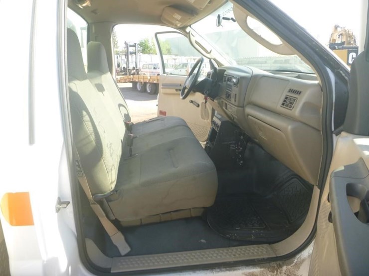 2003-ford-f450-image-18