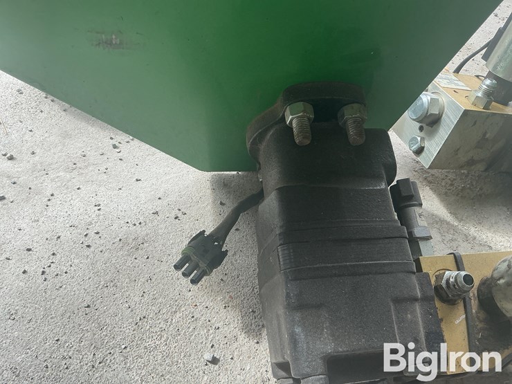 john-deere-1795-image-11