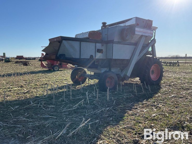 1975-gleaner-l-image-5