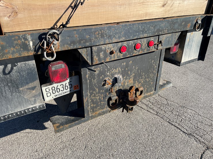 2009-ford-f750-xlt-image-22