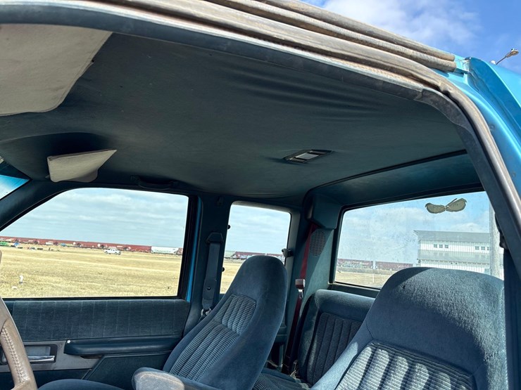 1994-chevrolet-silverado-1500-image-48