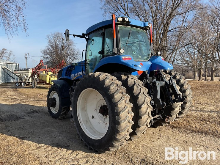 new-holland-275-image-7