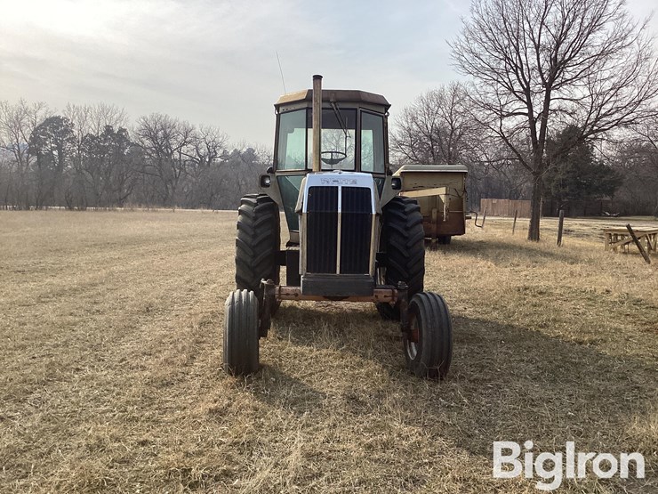 1979-white-2-105-image-2