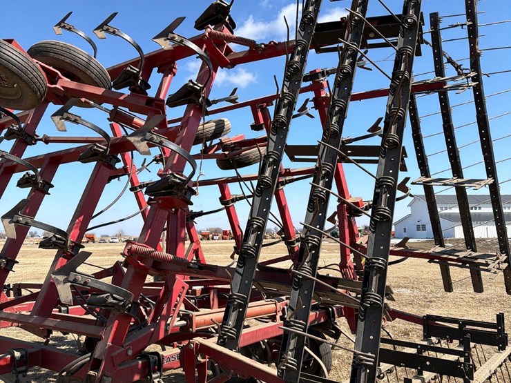 case-ih-4800-image-11