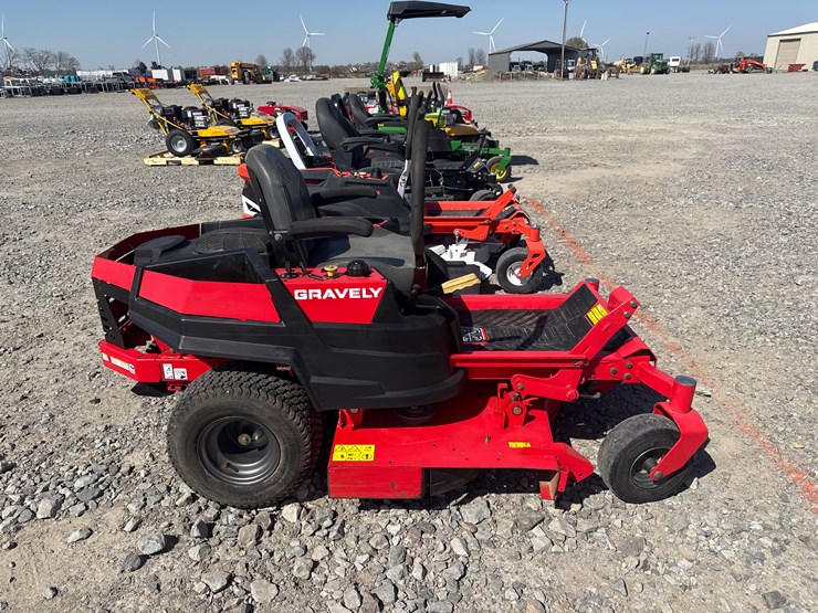 #20-•-gravely-ztx-52-zero-turn-mower-470722033-inv#-43363-image-3