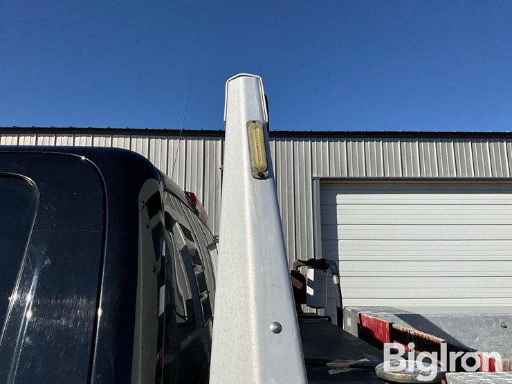 2015-chevrolet-silverado-2500hd-image-11