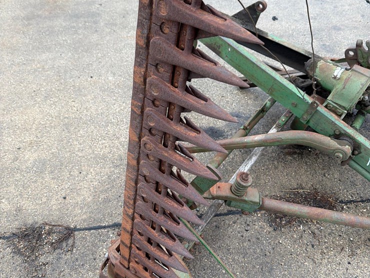 john-deere-8-image-16