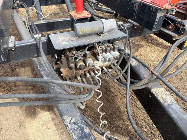 farm-king-2450-image-16