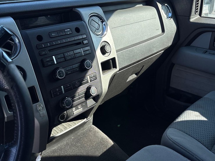 2012-ford-f150-image-35