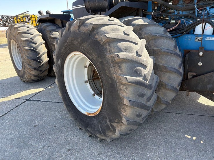 1990-versatile-946-image-30