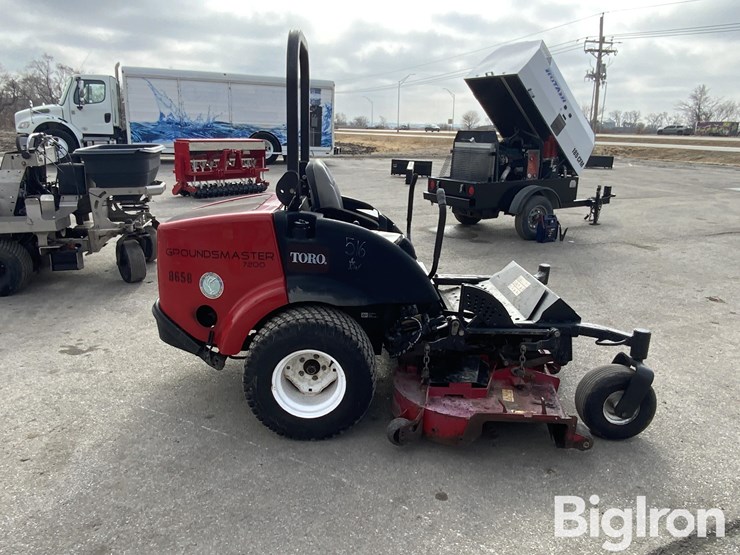 toro-groundsmaster-7200-image-4