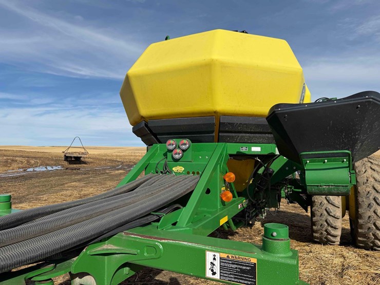 2011-john-deere-1890-image-27