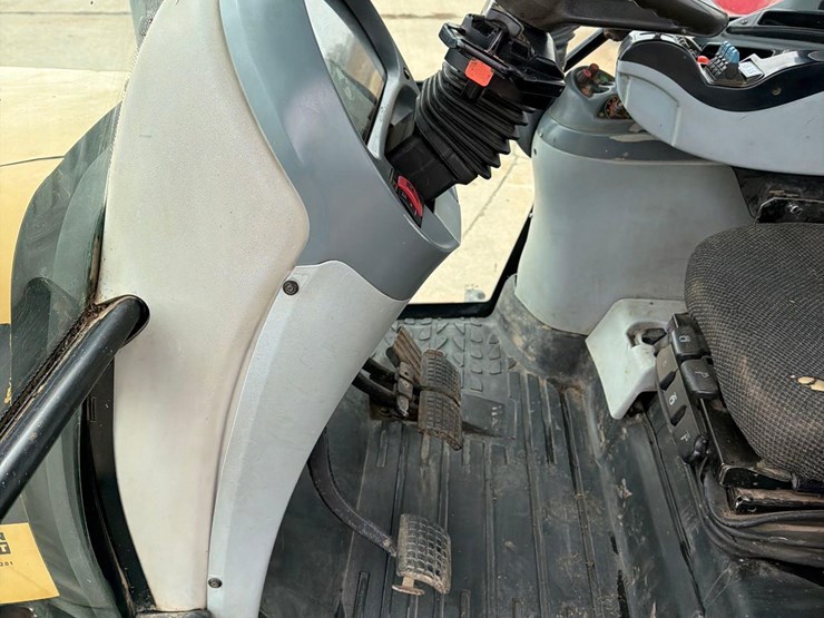 challenger-mt665-image-40