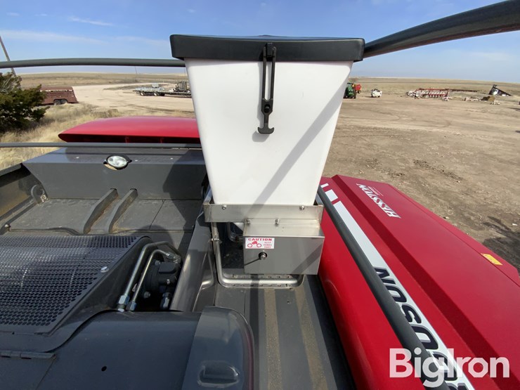 2022-massey-ferguson-2270xd-image-15