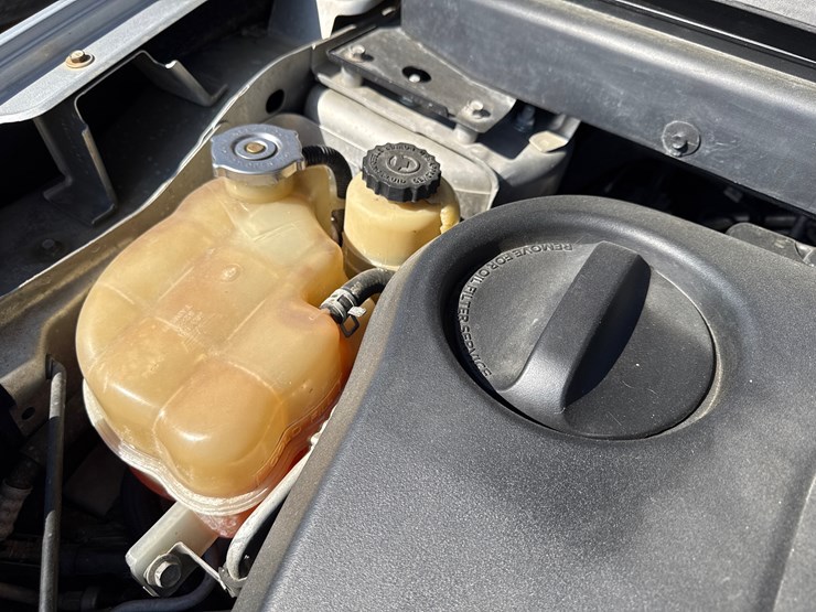 2013-dodge-journey-image-39