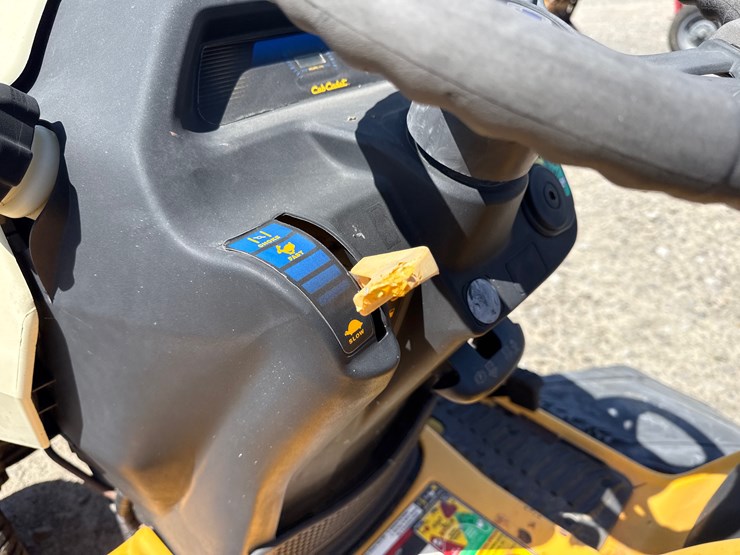 cub-cadet-ltx1045-image-14