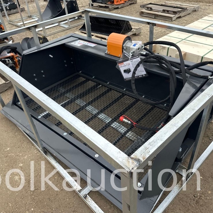 SKID STEER SCREENING BUCKET - 72"
