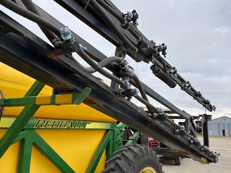 redball-570-image-13