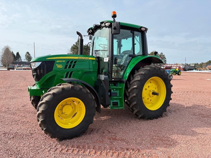 john-deere-6140m-image-1