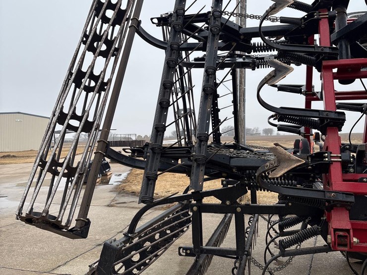 2011-case-ih-200-image-15