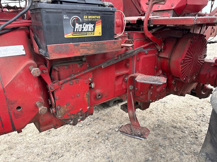 international-1400-image-13