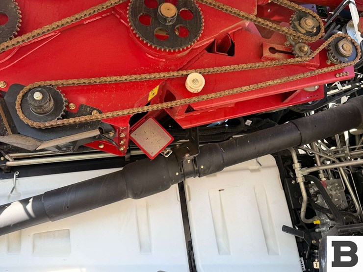 2025-case-ih-8260-image-26