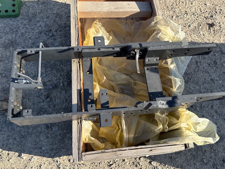 #35076-•-front-tractor-frame-inv#-35076-image-5