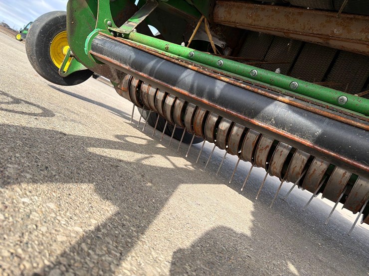 john-deere-568-image-18