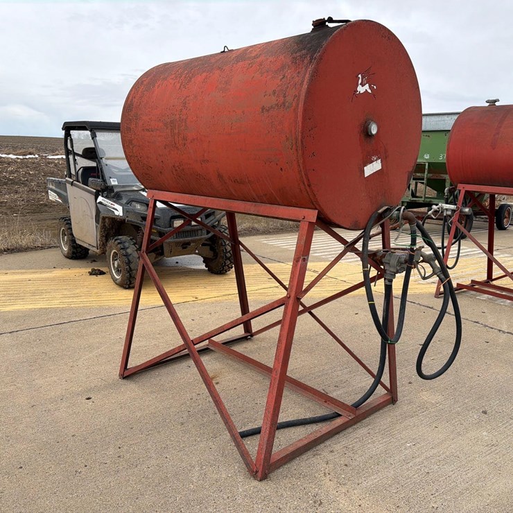 300 Gallon Fuel Barrel w/ Stand