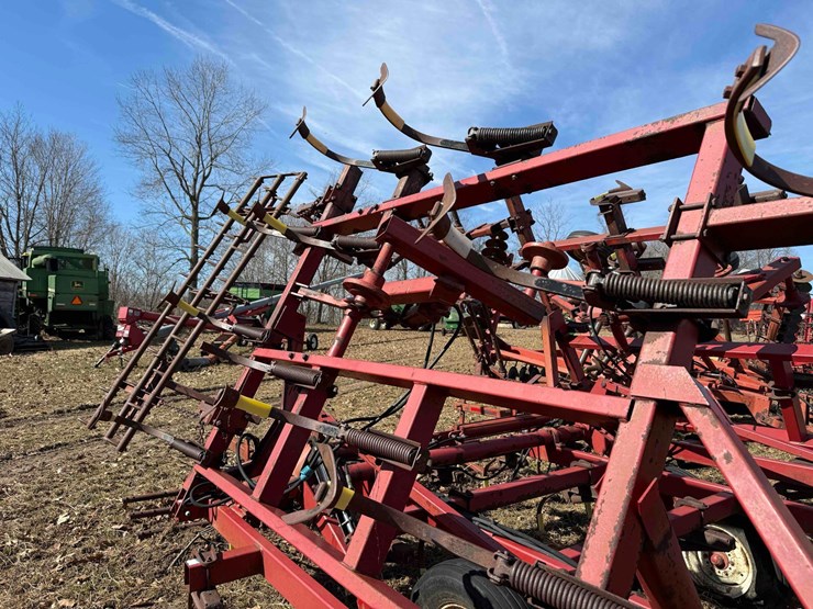 case-ih-4600-image-10