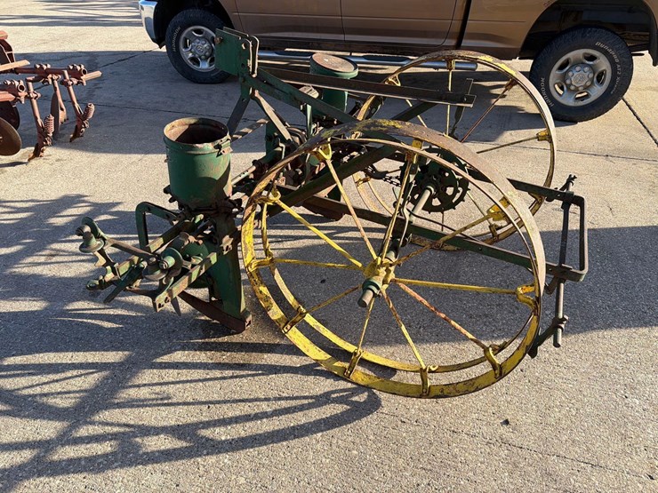 john-deere-2-image-4