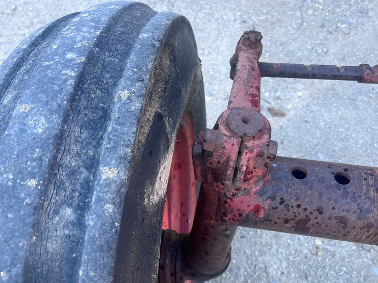 international-f706-image-15