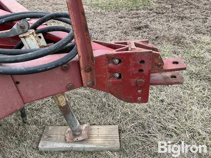 international-5100-image-9