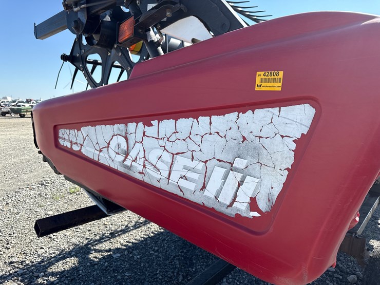2013-case-ih-2152-image-30