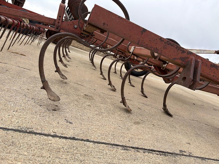 noble-9-1/2ft-field-cultivator-image-14