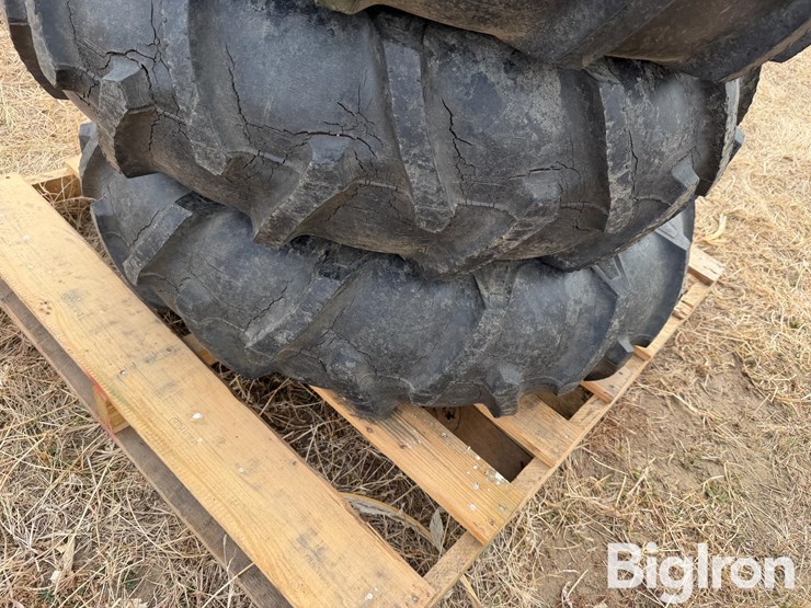 11.2-24-pivot-tires-&-rims-image-9