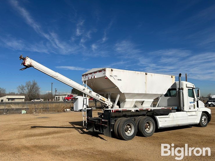 1998-freightliner-century-120-image-5