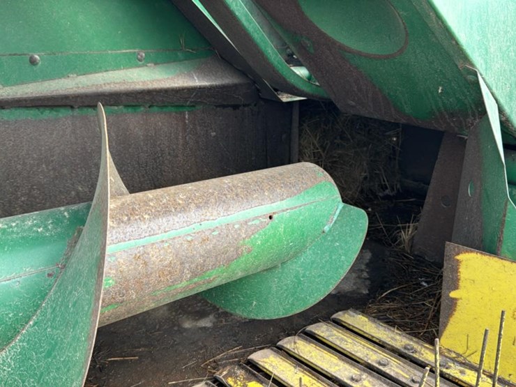 john-deere-328-image-8